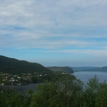 Osteroeyvegen * Tysse (Osteroy)